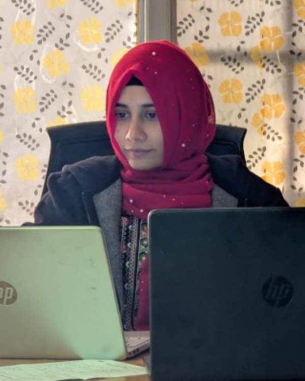 Syeda Hajra Batool, HR